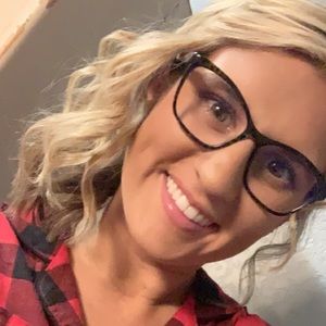 Meet your Posher, Tori